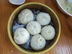 -蟹芆三馄饨