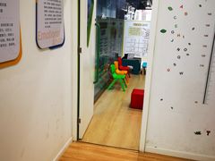 -金色雨林感统学能培训中心(武广校区)
