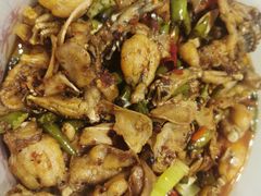 -鸿顺老铁锅美蛙鱼府(解放碑店)