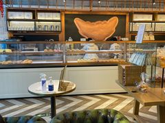 面包甜点陈列柜-牛角村(大族广场店)