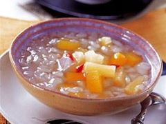 冰糖炖雪蛤-鲍国演义(禅城店)