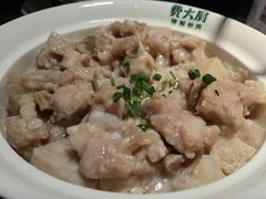 香芋蒸排骨-费大厨辣椒炒肉(万家丽一店)