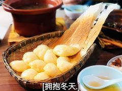 -有红鸡毛店·川菜(建设路店)