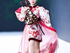 -翎秀服装模特
