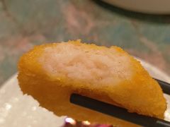 Golden虾饼-浩海火燒雲傣家菜(芮欧百货店)