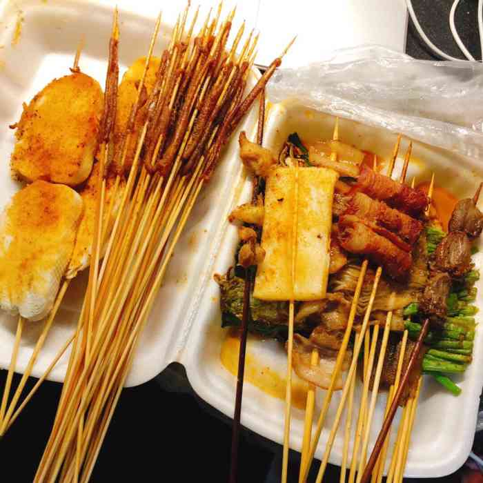 双子烧烤-"和同学点过他们家外卖,口味不错."-大众点评移动版