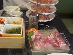 -得意咚瓜·顺德鱼生·冬瓜火锅(深圳首店)