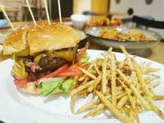 -HELLO 27 意面·沙拉·帕尼尼