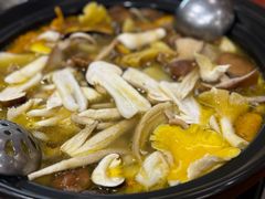 -菌之家·专业纯野生菌火锅·特色炒菌