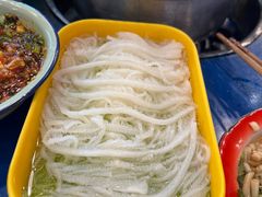 -马路边边麻辣烫联盟路店