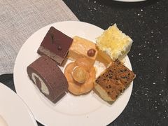 -东方红海鲜百汇(国际大厦店)