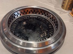 -黑金·寻焰自助百汇·烤肉·火锅(中街店)