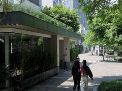 -铜锣湾·有麝自然香(渝北财富中心店)
