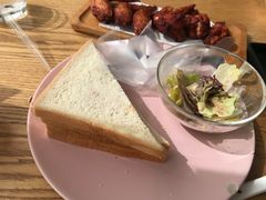 鸡肉三明治-茶米烧腊茶餐厅(石龙店)