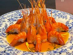 花雕话梅熟醉大头虾-九月里.自由花园餐厅