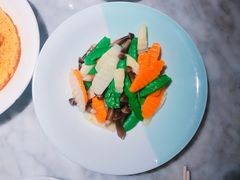 鸡纵菌田园小炒-雀蓝川菜(奥体广场店)