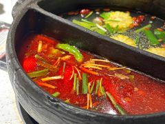 -贵府酸汤牛肉火锅·贵州老字号(飞山街店)