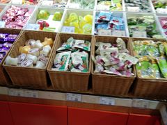 零售区-来伊份(星湖街店)