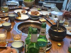 -明洞阿姨·韩式酱蟹烤肉·创意料理(三元桥店)