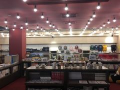 -光海书局(南京东路第一百货店)