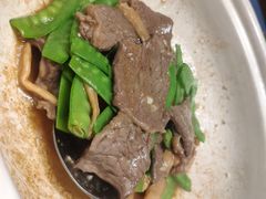 荷兰豆菜谱炒肥牛-东方御花园酒店