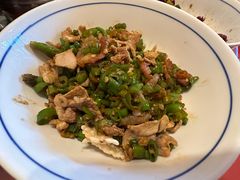 -小洞天柴火土菜馆