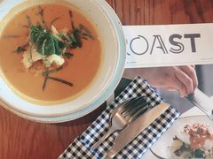 -ROAST coffee & eatery