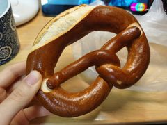 德式碱水面包-PARIS BAGUETTE巴黎贝甜(周浦万达店)