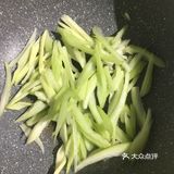 鬼怪[鬼脸]#减肥#菜谱系列：素炒西芹