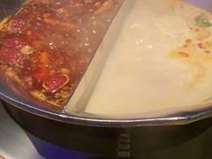 -湊湊火锅·茶憩(杭州湖滨银泰in77店)