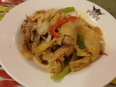 -丝路天山酒店(国际大巴扎店)