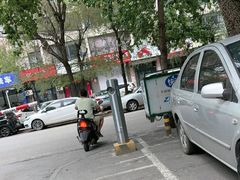 -鑫釜山海鲜烧烤(鑫丰国际店)