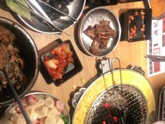 -青瓦炭韩潮烤肉(花园道店)