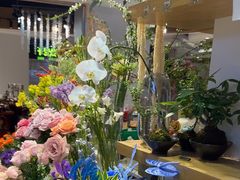 -谷莠子花艺气球派对·绿植造景·花艺沙龙(东海缤纷天地店)