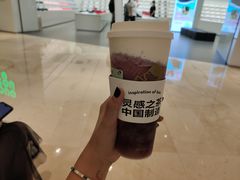 -喜茶(杭州滨江宝龙店)
