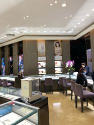 -周大福CHOW TAI FOOK(宝山苏宁易购店)