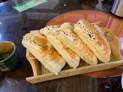 饽饽饼-王明古法砂锅居(开化寺店)
