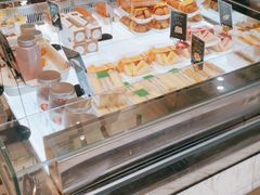-罗森尼娜(德思勤店)
