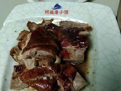 港式秘制烧鸭-阿政粤小馆(中央大街店)