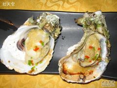 碳烤生蚝10.00-羊家胡同·龙虾烧烤火锅(龙汇路店)