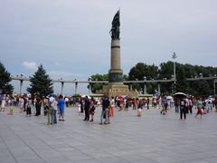 -人民防洪胜利纪念塔