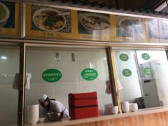 -方中山胡辣汤(蓝堡湾店)