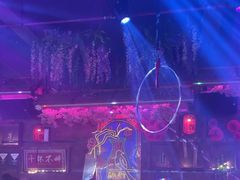-喜鹊音乐酒馆(西街店)