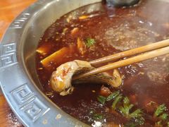 -刘胖娃鱼庄·特色肥肠鱼(杨家坪店)
