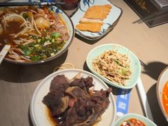 -鑫花溪牛肉米粉(凤凰街创始总店)