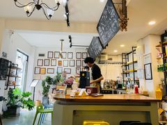 -唐咖精品咖啡(大理古城手冲店)