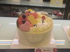 -花花卷卷·鲜食蛋糕(泉屋店)