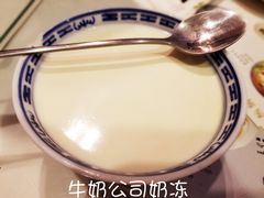 -新大咀港式茶餐厅(宝山万达店)