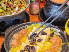 -莲餐厅·湖北菜·潜江小龙虾店(愚园路店)