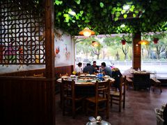 -三里屯土灶炖公鸡地锅鸡(江东店)